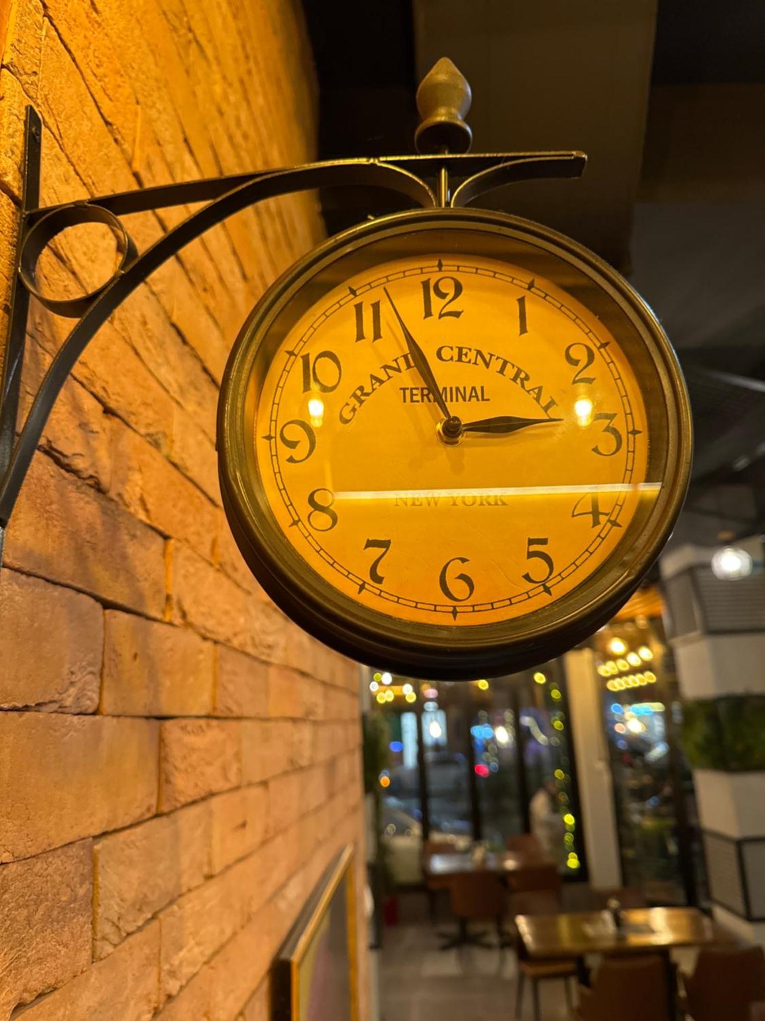 Hotel Tirona 티라나 외부 사진