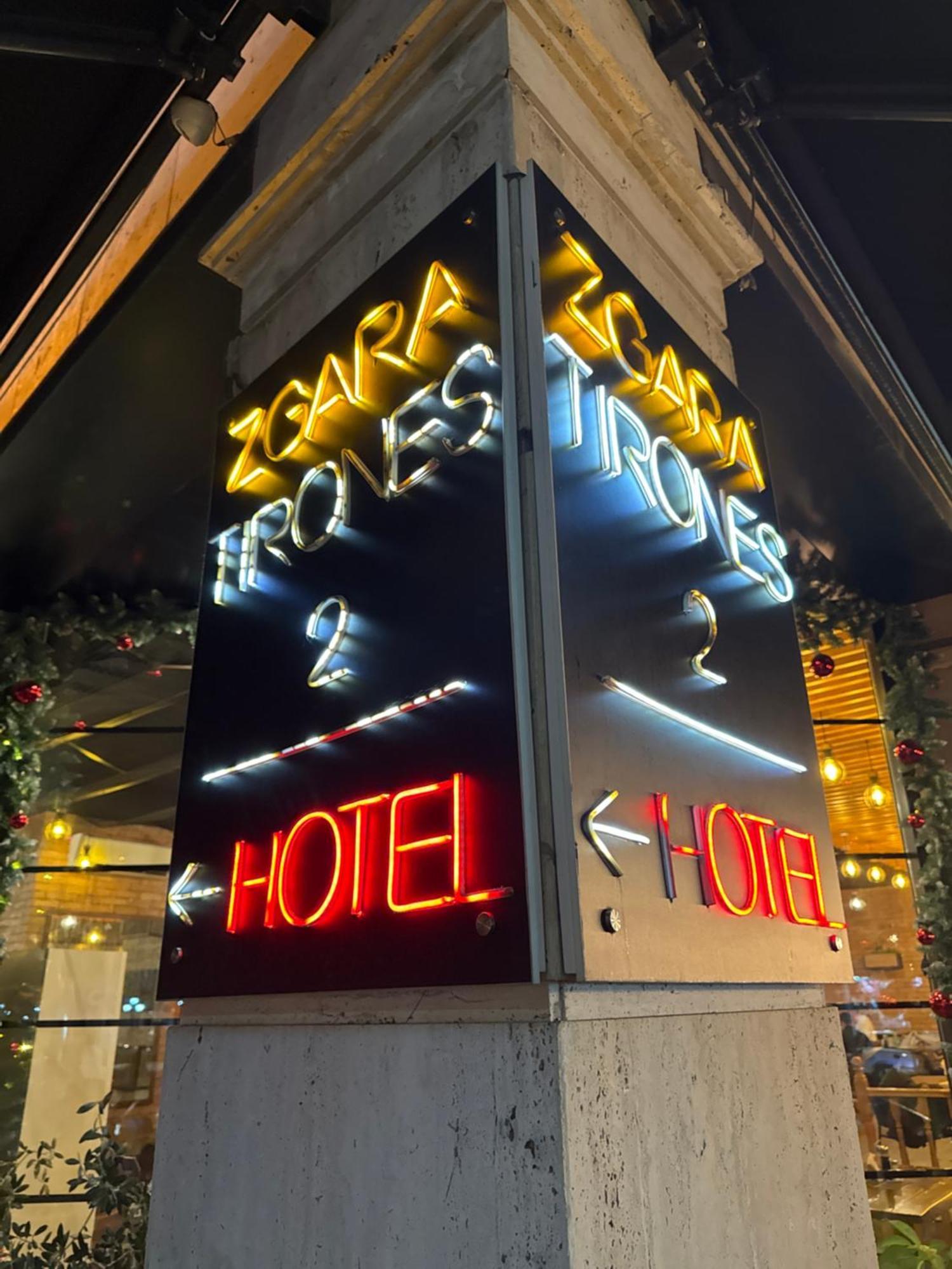 Hotel Tirona 티라나 외부 사진