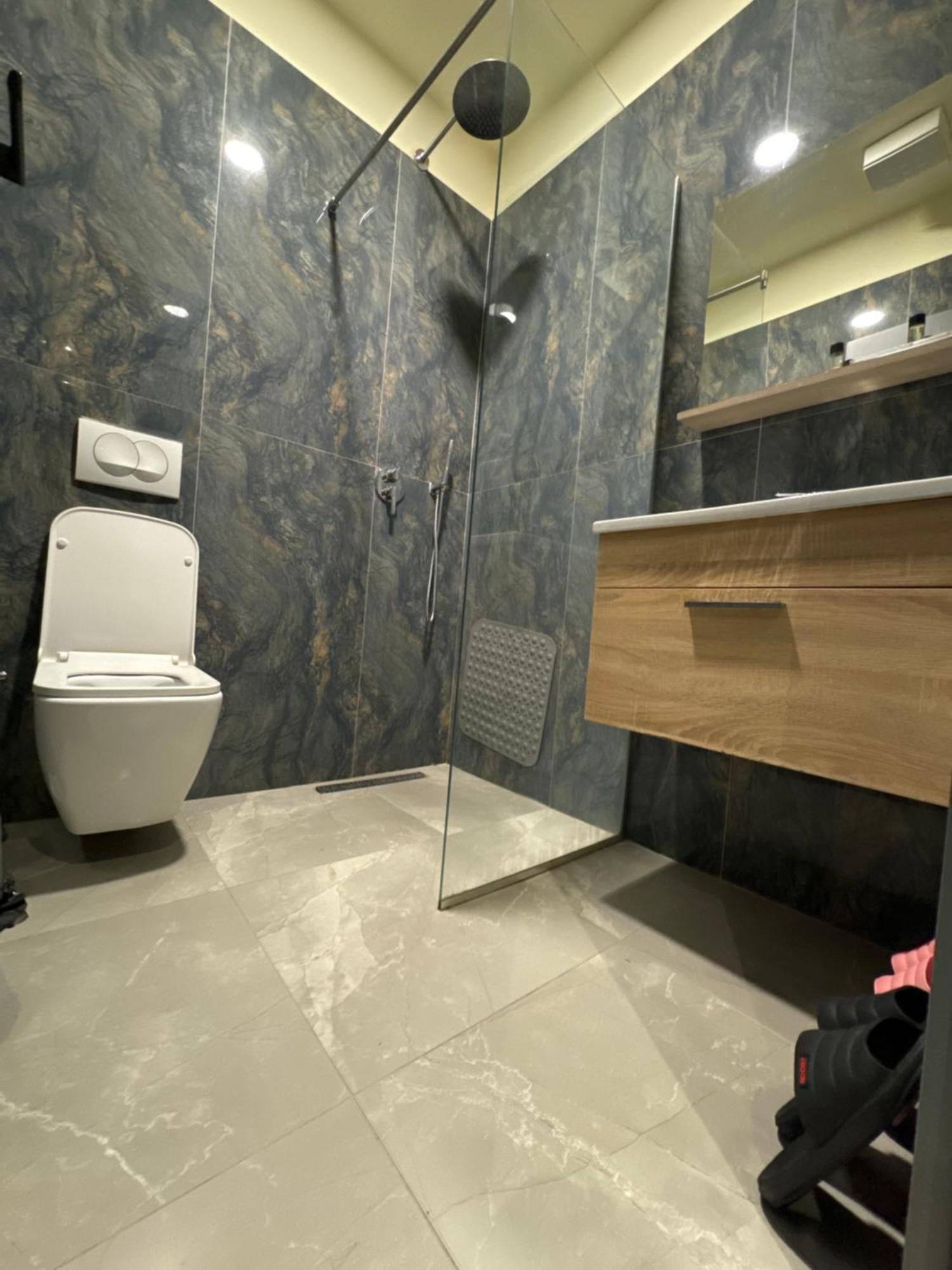 Hotel Tirona 티라나 외부 사진