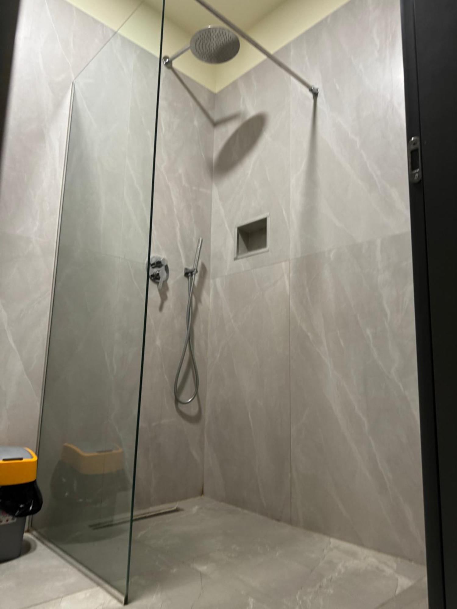 Hotel Tirona 티라나 외부 사진